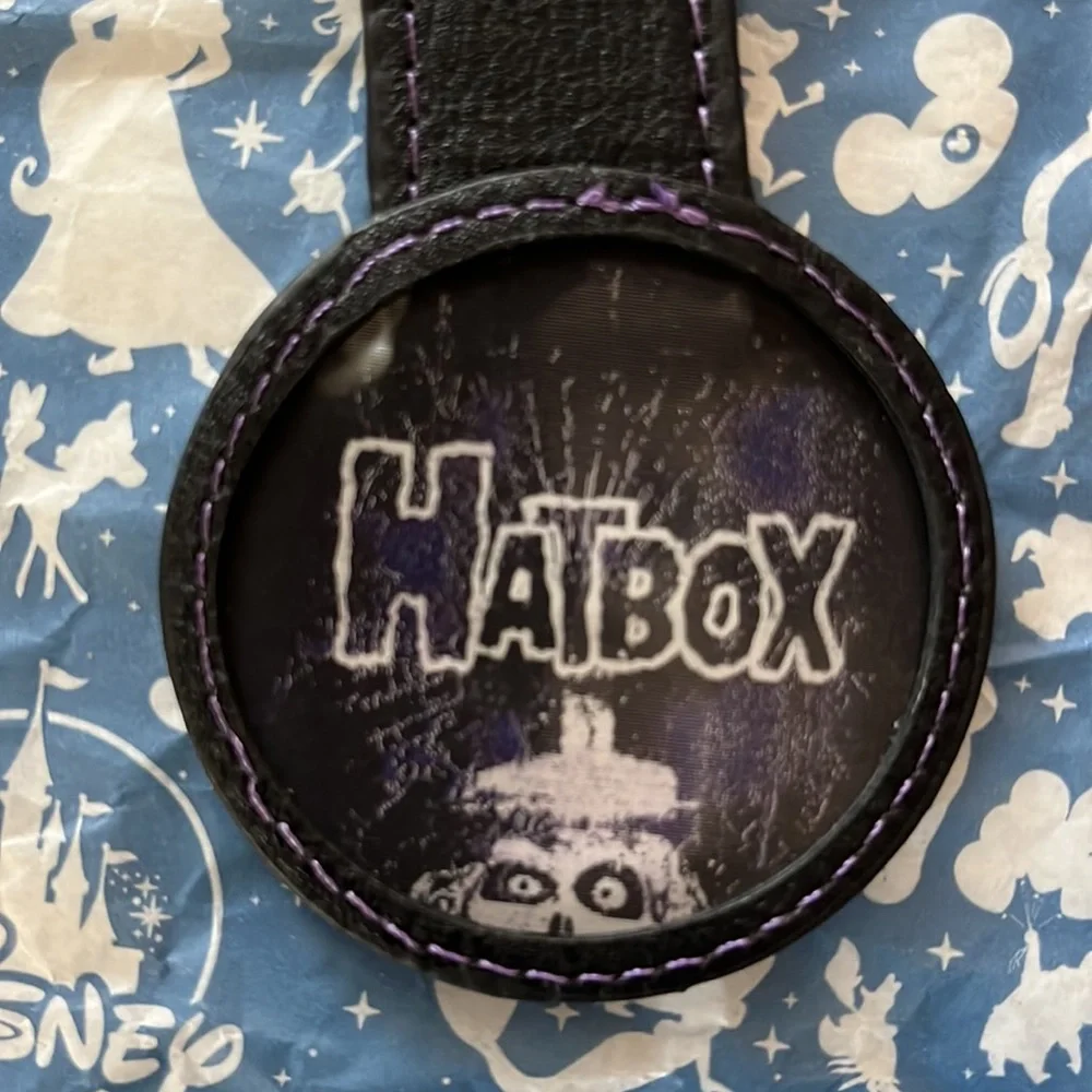 Disney Parks The Haunted Mansion HatBox Ghost Cardholder NWT - Picture 5 of 6